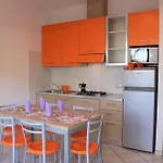 Апартаменты Swimming Pools And Comfort For Six