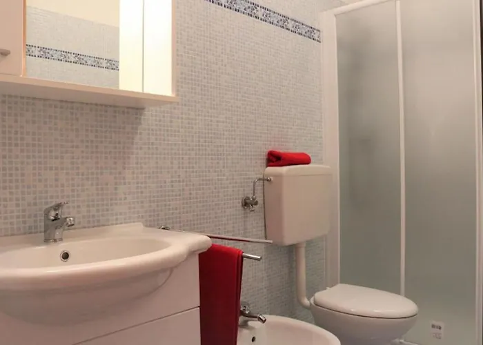 Swimming Pools And Comfort For Six Bibione